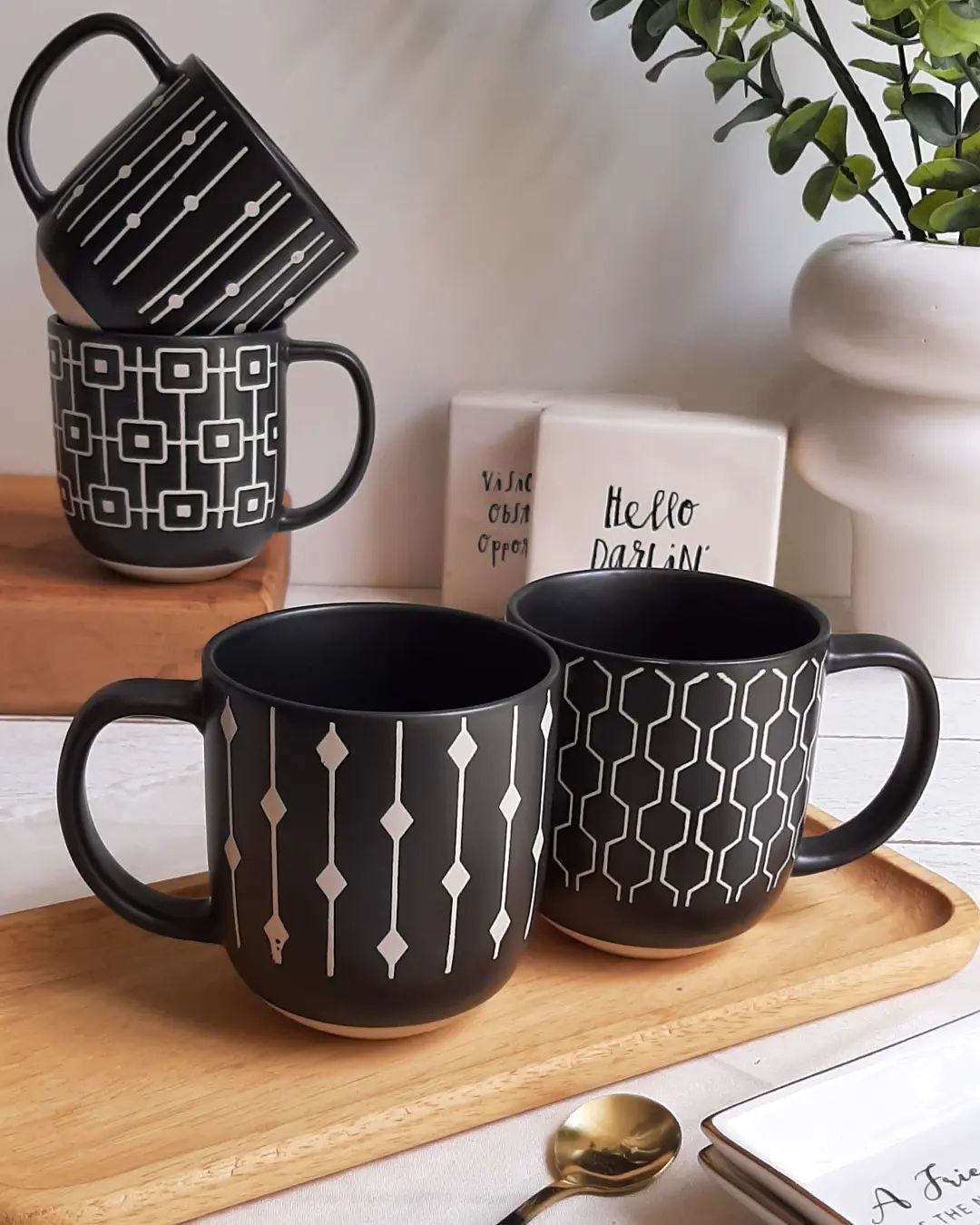 Danny Home Black Ceramic Coffee Mugs (Set of 4)